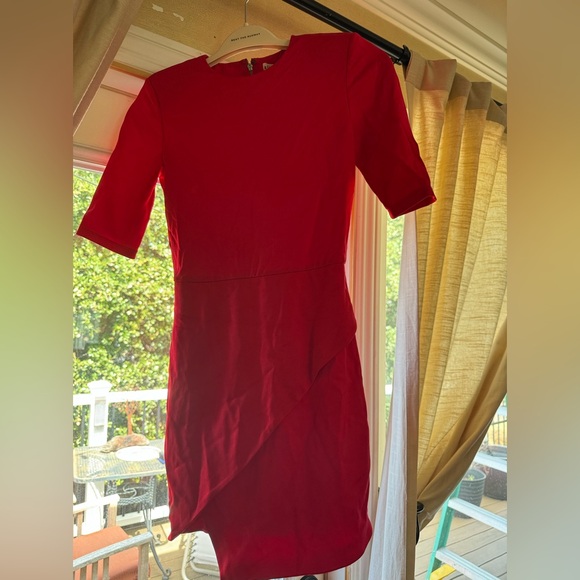Alice and Olivia mini red dress with shoulder pads Sz 0 - new with tags - Picture 2 of 4